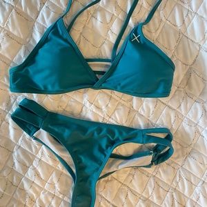 Chooks LA thong bikini